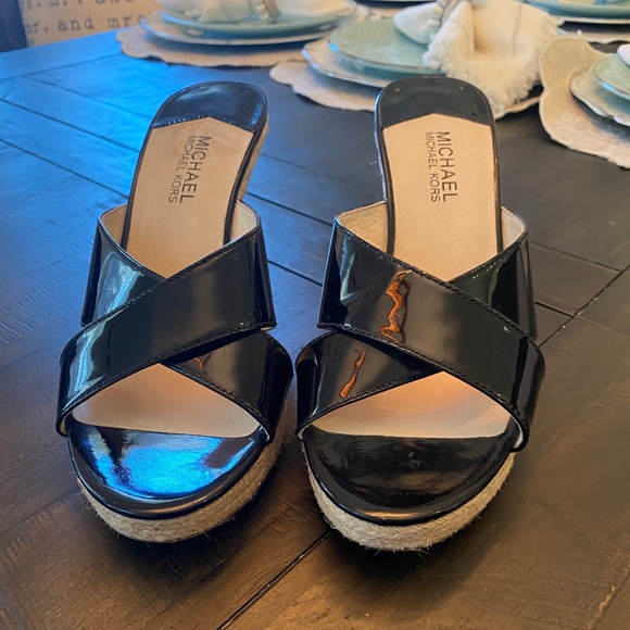 NWOT! Micheal Kors Patent Leather Espadrille Wedge, Size 10 - Picture 2 of 5